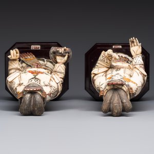 A pair of Chinese polychromed carved bone figures of divinities, 20th C. — foto 6