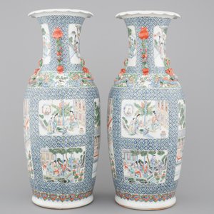 A pair of Chinese porcelain Canton famille verte vases, 19th C. — photo 3