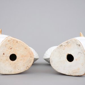A pair of Chinese porcelain models of cockerels, 19th C. — photo 6
