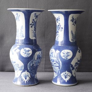 A pair of Chinese powder blue ground yenyen vases and two celadon vases, 19th C. — 照片 14