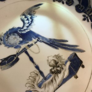A pair of Chinese Pronk studio eggshell plates with parrots, Yongzheng/Qianlong — photo 4