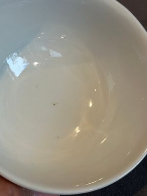 A pair of Chinese puce-sgraffito-ground 'landscape' bowls, Qianlong mark, Republic — photo 7