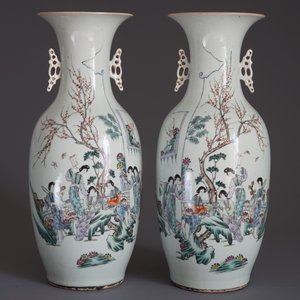 A pair of Chinese qianjiang cai vases with figures in a garden, 19/20th C. — photo 9