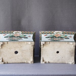 A pair of Chinese rectangular famille rose jardinières, 19th C. — photo 11