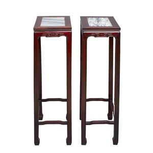 A pair of Chinese rectangular hongmu stands with marble top, Canton, 20th C. — 照片 2
