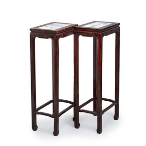 A pair of Chinese rectangular hongmu stands with marble top, Canton, 20th C. — 照片 7