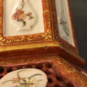 A pair of Chinese reticulated double-walled hexagonal famille rose vases, Yongzheng — photo 15