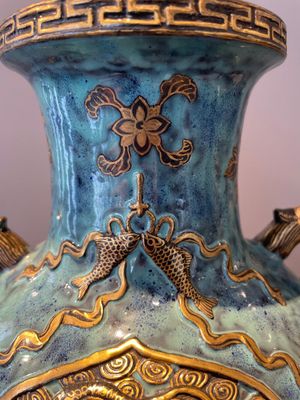 A pair of Chinese robin's egg and faux bronze-glazed 'hu' vases, Qianlong mark, 19th C. — foto 19