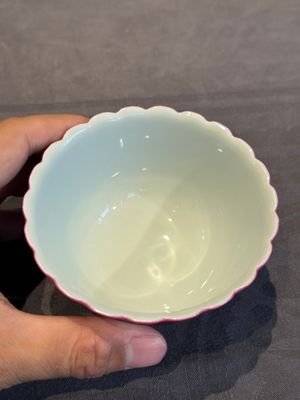 A pair of Chinese ruby-glazed bowls, Qianlong mark, 19/20th C. — photo 15