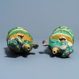 A pair of Chinese sancai-glazed biscuit Buddhist lion joss stick holders, Ming — photo 6