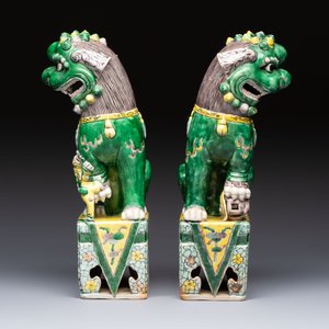 A pair of Chinese sancai-glazed Buddhist lions, 19/20th C. — foto 2