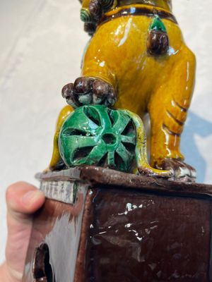 A pair of Chinese sancai-glazed Buddhist lions, Kangxi mark, 19th C. — photo 12