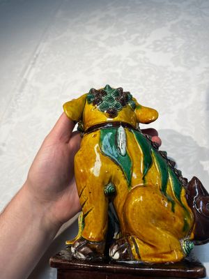 A pair of Chinese sancai-glazed Buddhist lions, Kangxi mark, 19th C. — photo 15