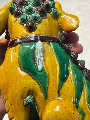 A pair of Chinese sancai-glazed Buddhist lions, Kangxi mark, 19th C. — photo 16