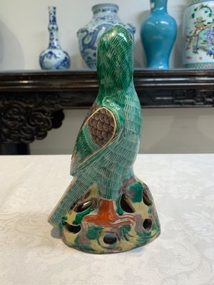 A pair of Chinese sancai-glazed parrots, 19th C. — photo 13
