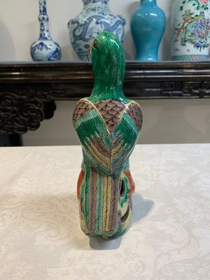 A pair of Chinese sancai-glazed parrots, 19th C. — photo 4
