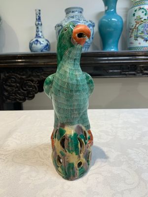 A pair of Chinese sancai-glazed parrots, 19th C. — photo 10