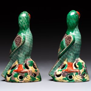 A pair of Chinese sancai-glazed parrots, 19th C. — photo 5