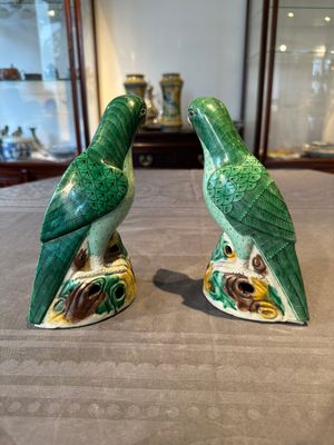 A pair of Chinese sancai parrots, Kangxi — foto 2