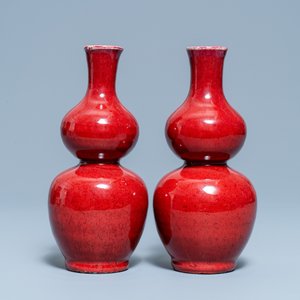 A pair of Chinese sang de boeuf-glazed double gourd vases, 19th C. — photo 2