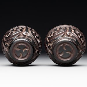 A pair of Chinese silver-lined tixi lacquer cups, Ming — photo 4