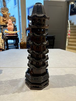 A pair of Chinese soapstone pagodas, 19/20th C. — 照片 1