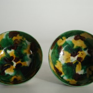A pair of Chinese spinach and egg bowls, ex-coll. August the Strong, Kangxi — photo 12