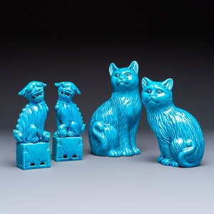 A pair of Chinese turquoise-glazed cats and a pair of Buddhist lions, 20th C. — photo 1