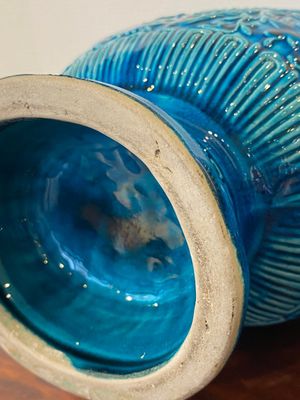 A pair of Chinese turquoise-glazed 'lotus' vases, 19th C. — 照片 8
