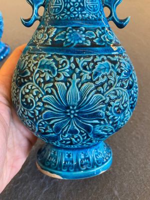 A pair of Chinese turquoise-glazed 'lotus' vases, Republic — 照片 8