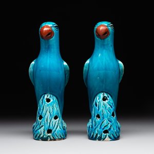 A pair of Chinese turquoise-glazed parrots, 19th C. — 照片 2