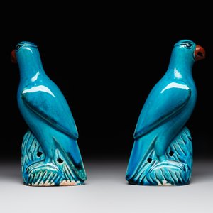 A pair of Chinese turquoise-glazed parrots, 19th C. — 照片 3
