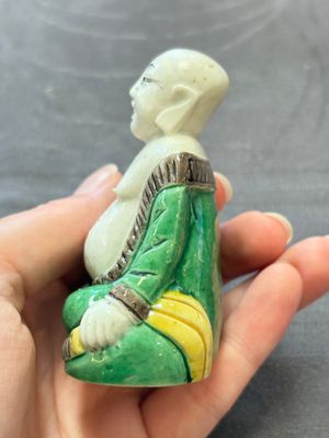 A pair of Chinese verte biscuit Milefo Buddhas, 19th C. — 照片 9
