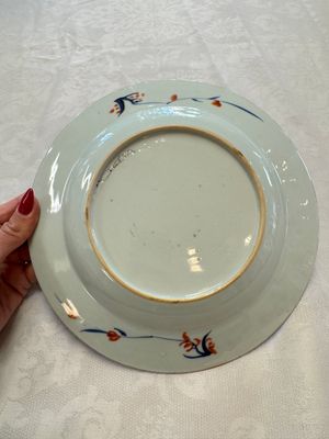 A pair of Chinese verte-Imari 'Governor Duff' plates — photo 11