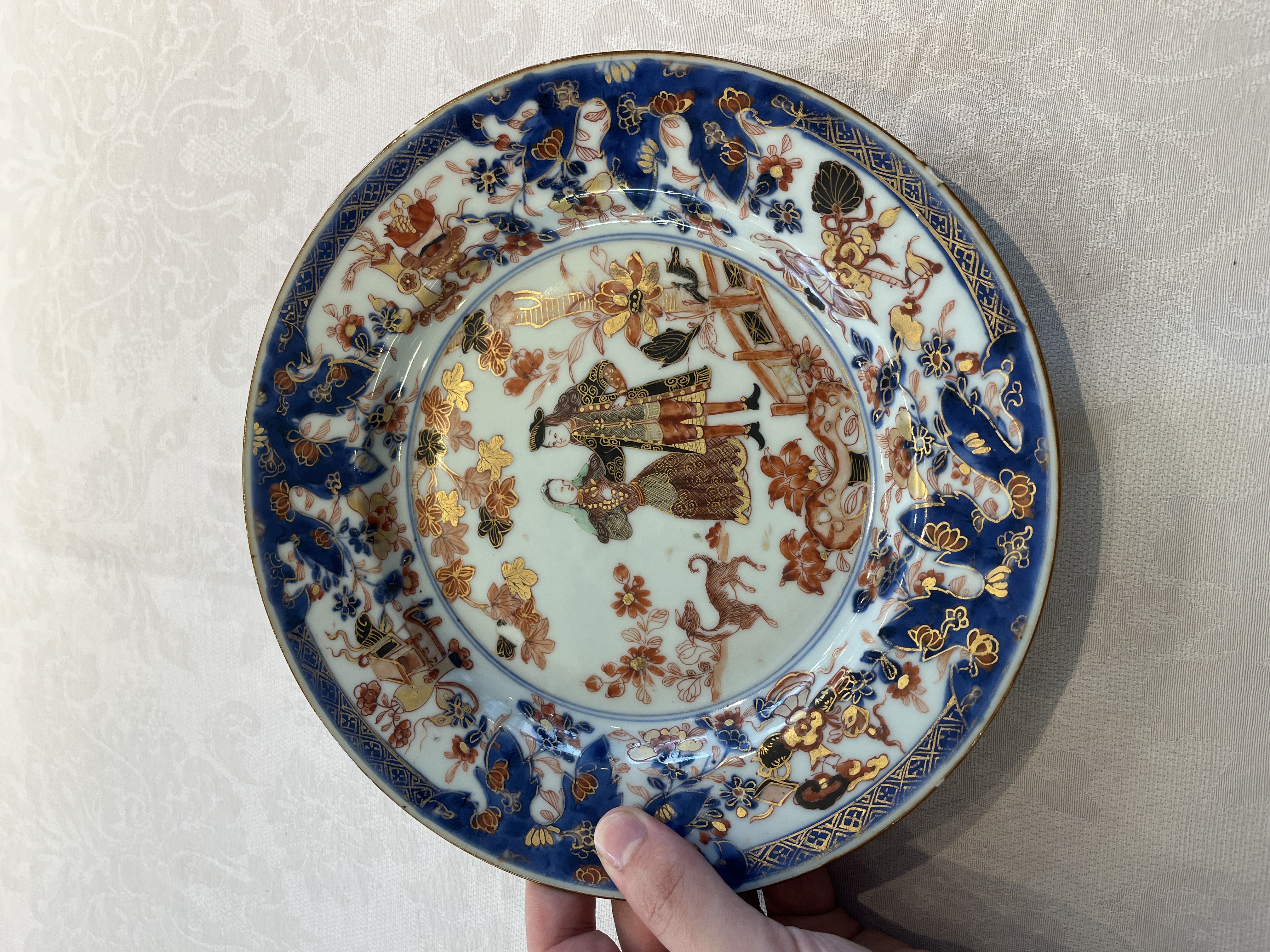 A pair of Chinese verte-Imari 'Governor Duff' plates — 照片 1