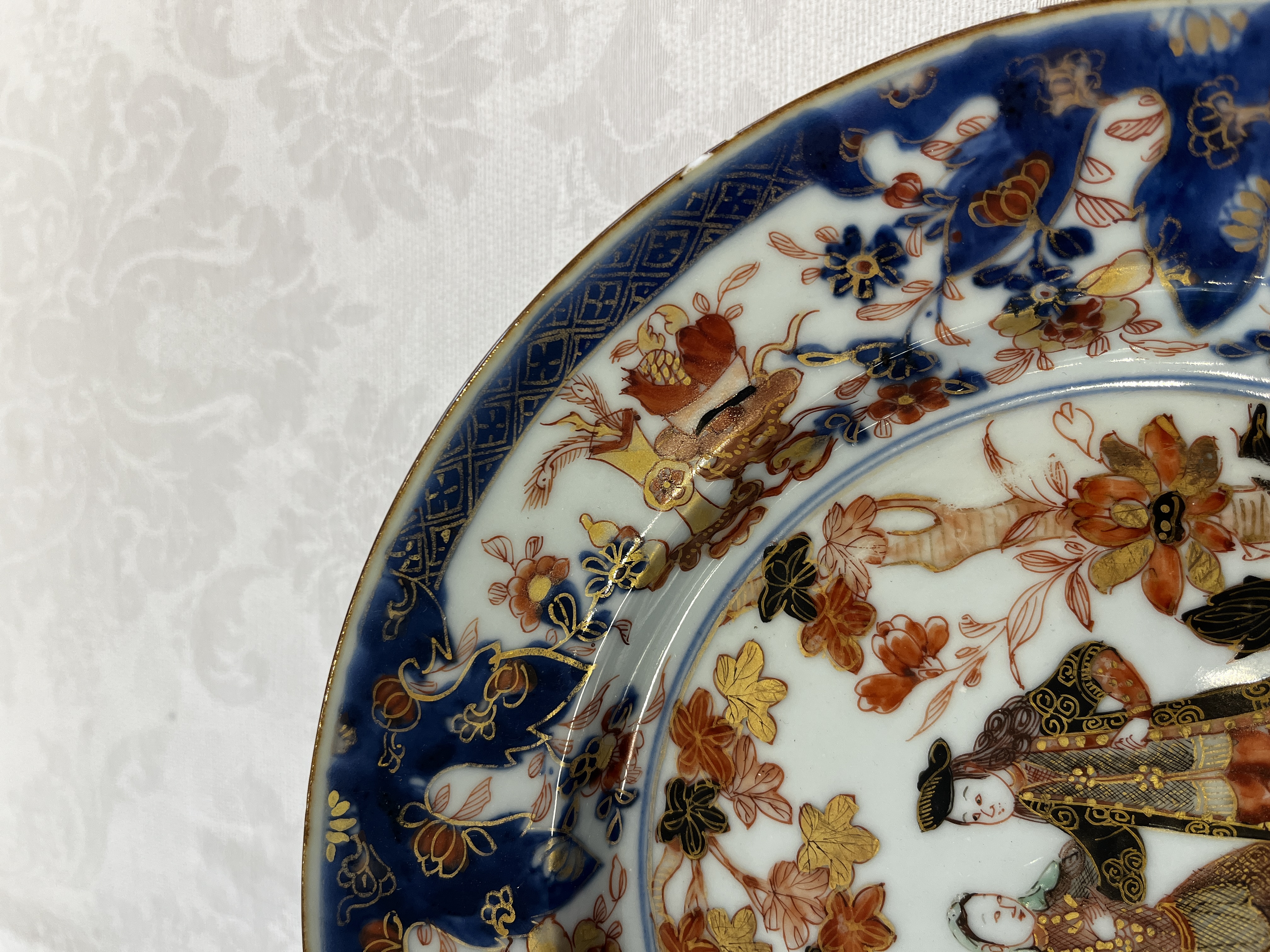 A pair of Chinese verte-Imari 'Governor Duff' plates — 照片 3