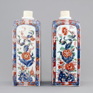 A pair of Chinese verte-imari porcelain square tea caddies, Kangxi, ca. 1700 — foto 2