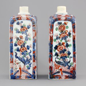 A pair of Chinese verte-imari porcelain square tea caddies, Kangxi, ca. 1700 — foto 6