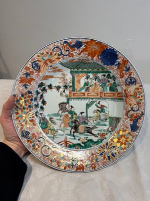 A pair of Chinese verte-Imari 'The Yang family female generals 楊門女將' dishes, Kangxi — photo 20