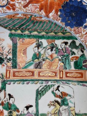 A pair of Chinese verte-Imari 'The Yang family female generals 楊門女將' dishes, Kangxi — photo 23