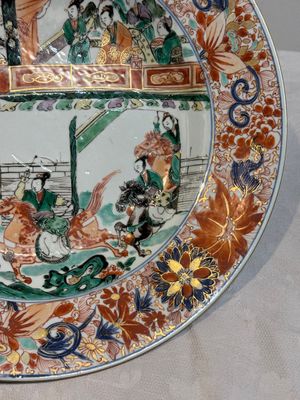 A pair of Chinese verte-Imari 'The Yang family female generals 楊門女將' dishes, Kangxi — photo 8