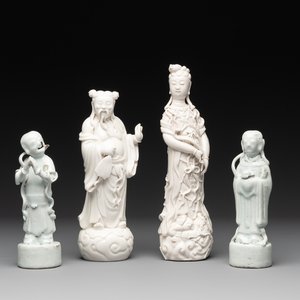 A pair of Chinese white-glazed figures and two Dehua blanc de Chine figures, 18th C. and Republic — photo 1