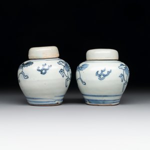 A pair of Chinese white-glazed vases and a pair of blue and white covered jars, Wanli mark and of the period — photo 9