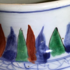 A pair of Chinese wucai ‘dragon and phoenix’ vases, Transitional period — 照片 20