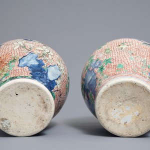 A pair of Chinese wucai jars with birds and flowers, Transitional period — 照片 6