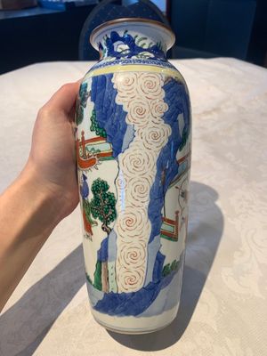 A pair of Chinese wucai 'Romance of the Three Kingdoms' rouleau vases, 19th C. — photo 14