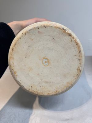 A pair of Chinese wucai vases and covers with court ladies and playing boys, Transitional period — photo 13