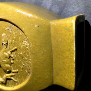 A pair of Chinese yellow glazed biscuit vases, Wang Bing Rong Zuo mark, 19th C. — photo 19