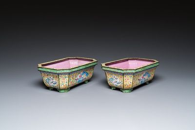 A pair of Chinese yellow-ground Canton enamel jardinières, Jiaqing