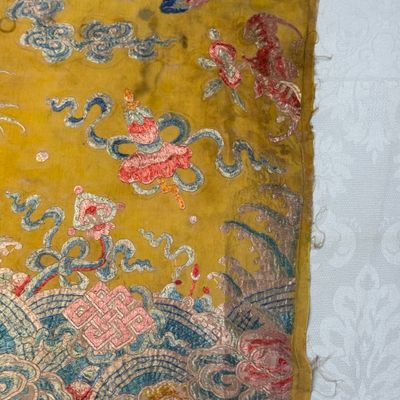 A pair of Chinese yellow-ground embroidered 'Dragons' and 'Phoenixes' panels — photo 36